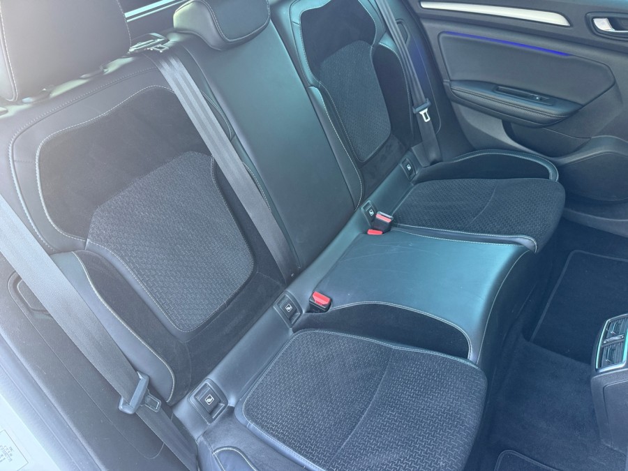 RENAULT d'occasion MEGANE IV ESTATE ESTATE TCE 140 INTENS de 2020