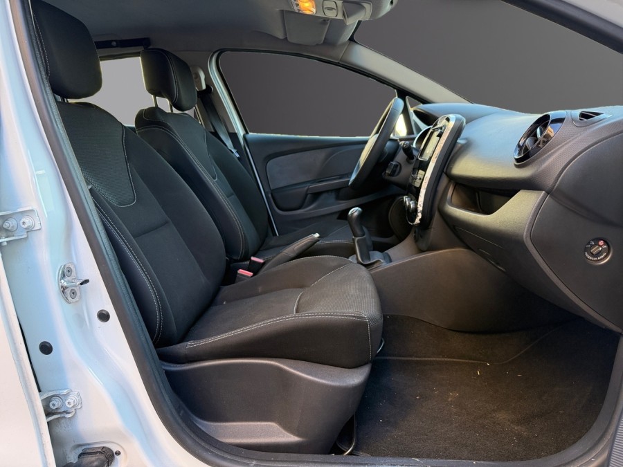 RENAULT d'occasion CLIO 1.0 TCE 100 BUSINESS de 2019 Cannes (06)﻿