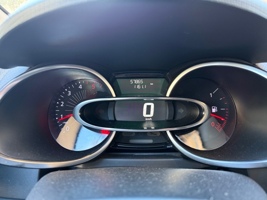 RENAULT d'occasion CLIO 1.0 TCE 100 BUSINESS de 2019 Cannes (06)﻿