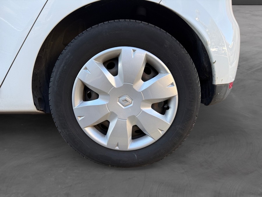 RENAULT d'occasion CLIO 1.0 TCE 100 BUSINESS de 2019 Cannes (06)﻿