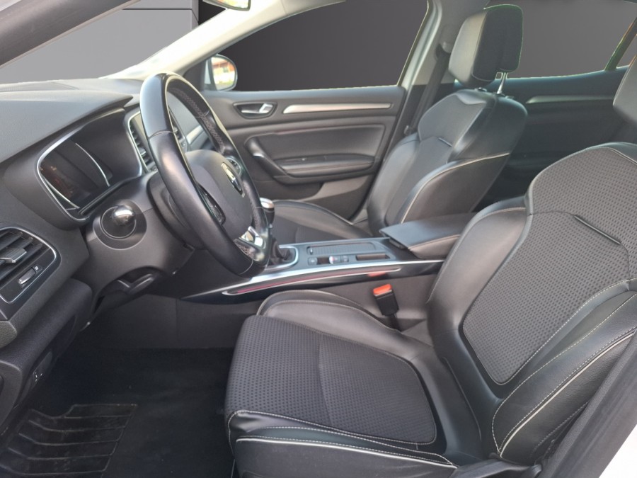 RENAULT d'occasion MEGANE IV 1.6 DCI 130 Energy Intens de 2016 Le Puy