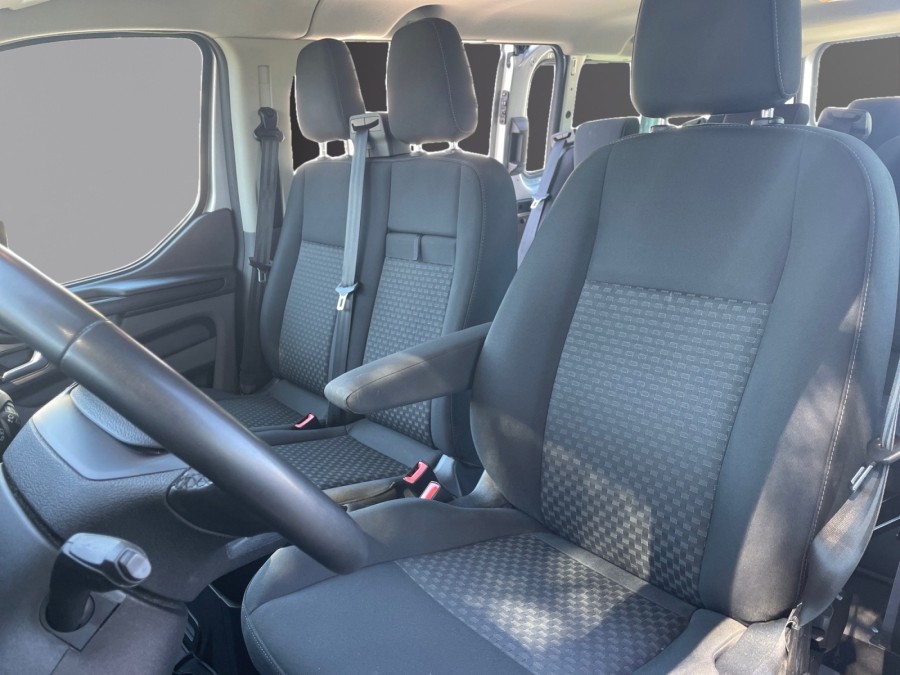 FORD d'occasion TRANSIT KOMBI 320 L2H2 2.0 ECOBLUE 130 MHEV de 2022