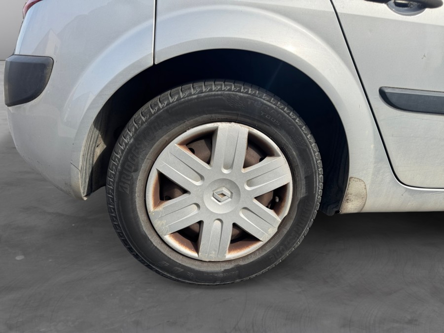 RENAULT d'occasion MEGANE II INTERLAGOS 1.5 DCI 85 de 2007 Méry Sur