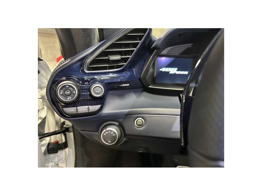 FERRARI d'occasion 488 GTB 488 spider de 2016 Angers (49)﻿