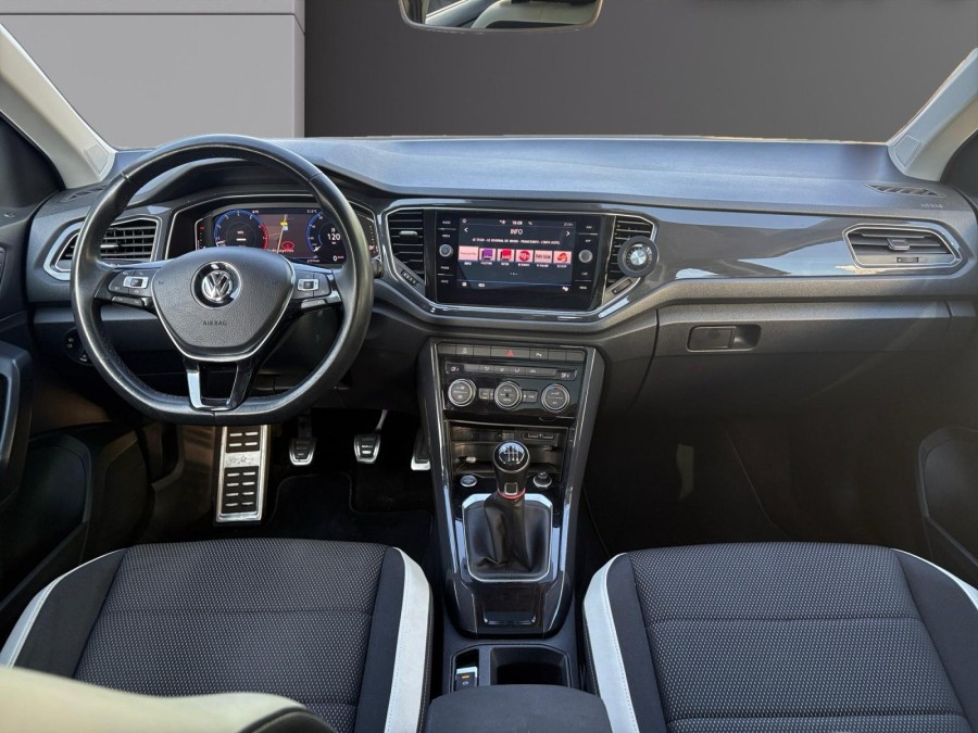 VOLKSWAGEN d'occasion T-ROC 1.5 TSI 150 carat de 2019 Lyon St Priest
