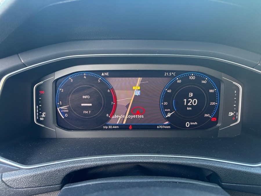 VOLKSWAGEN d'occasion T-ROC 1.5 TSI 150 carat de 2019 Lyon St Priest