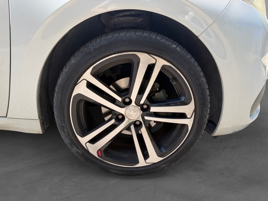 PEUGEOT d'occasion 208 I 1.2 PURE TECH 110 ALLURE BUSINESS EAT de