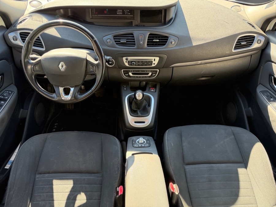 RENAULT d'occasion SCENIC 1.5 DCI 110 LIFE de 2016 Vernon (27)﻿
