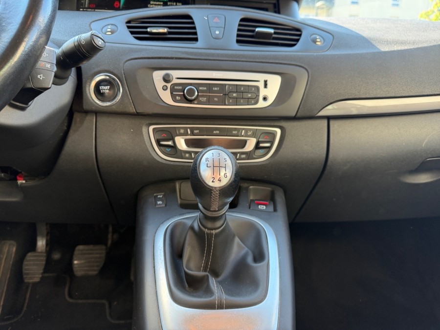 RENAULT d'occasion SCENIC 1.5 DCI 110 LIFE de 2016 Vernon (27)﻿