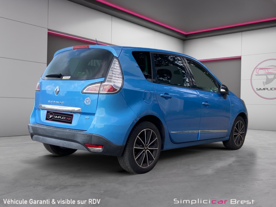 RENAULT d'occasion SCENIC III 1.6 DCI 130 LOUNGE de 2013 Brest (29)﻿