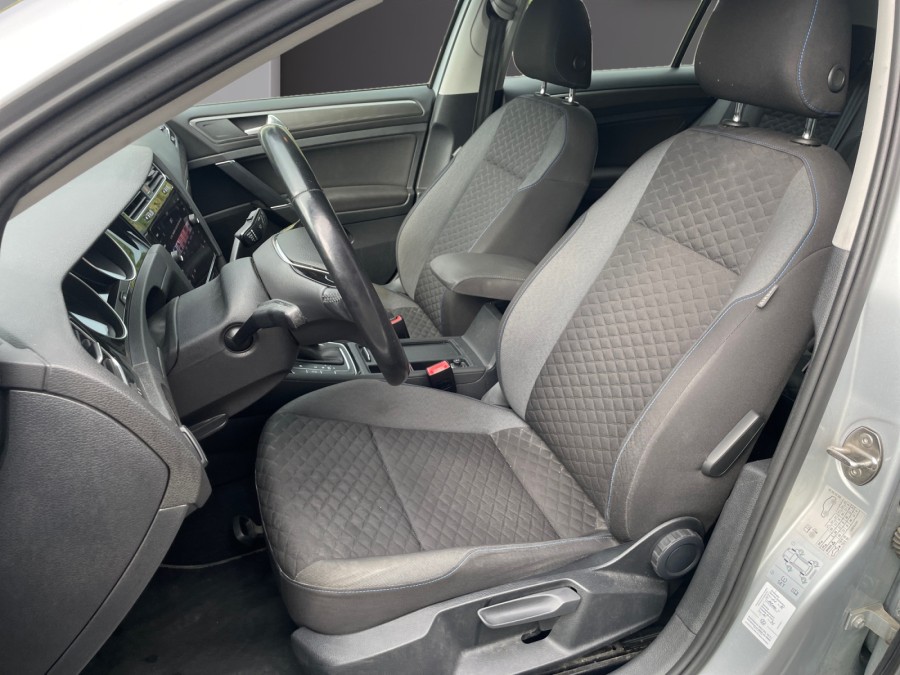 VOLKSWAGEN d'occasion GOLF VII 1.0 TSI 110 CONNECT DSG de 2018 Angers
