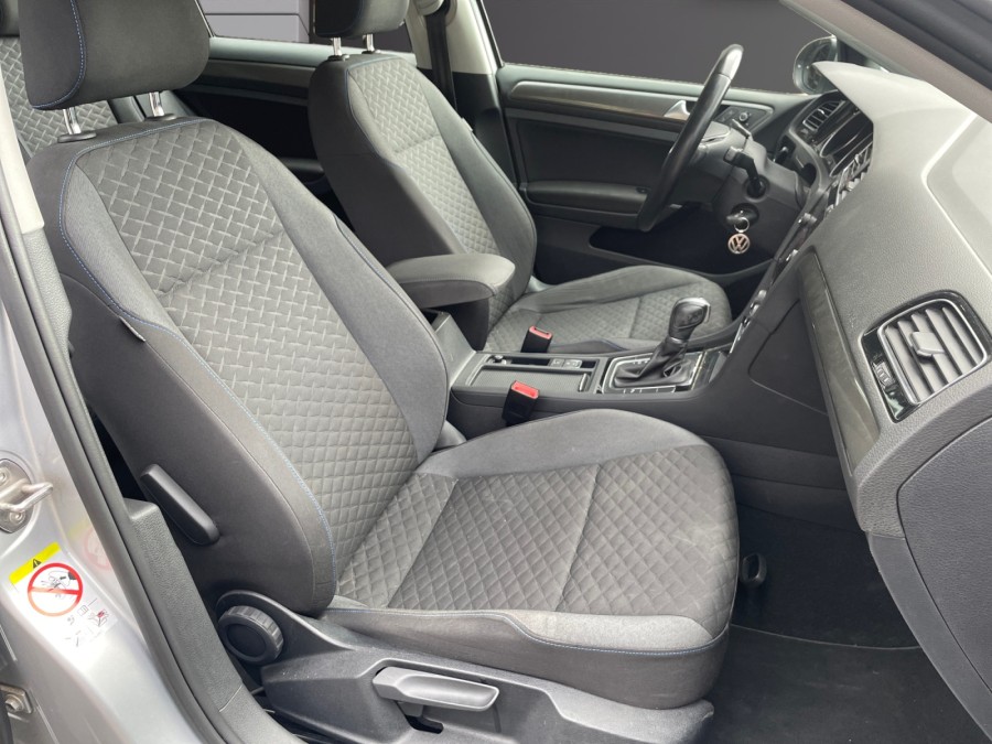 VOLKSWAGEN d'occasion GOLF VII 1.0 TSI 110 CONNECT DSG de 2018 Angers