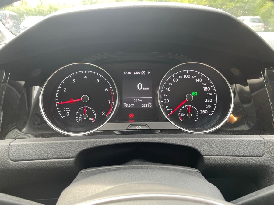 VOLKSWAGEN d'occasion GOLF VII 1.0 TSI 110 CONNECT DSG de 2018 Angers