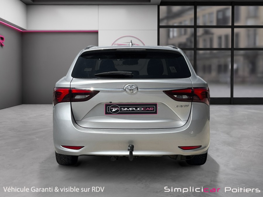TOYOTA d'occasion AVENSIS BREAK TS 1.8 VVT-I EXECUTIVE 147 ch