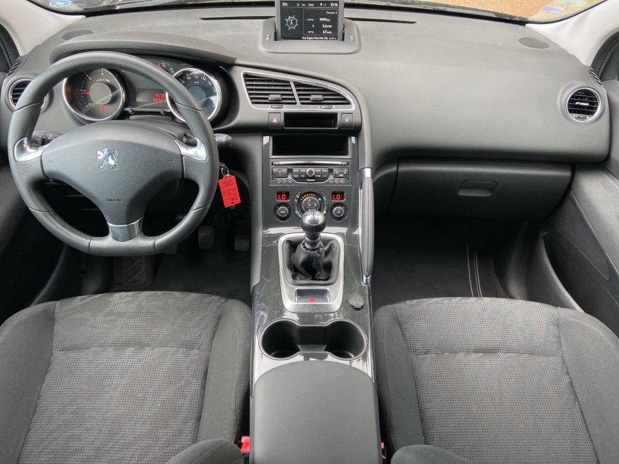 PEUGEOT d'occasion 3008 I MONOSPACE 1.6 HDI 115 STYLE de 2013 Brest