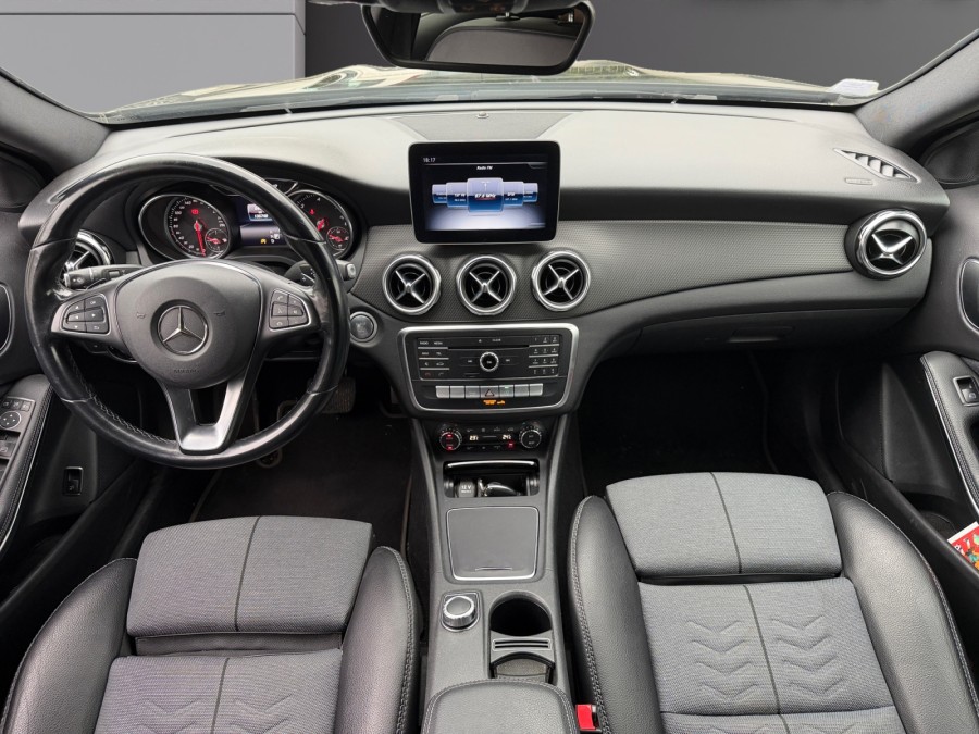 MERCEDES d'occasion CLASSE GLA GLA 200 D INTUITION de 2018 Caen (14)﻿