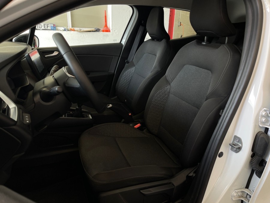 RENAULT d'occasion CLIO 1.0 TCE 90 EVOLUTION de 2023 La Flèche (72)﻿