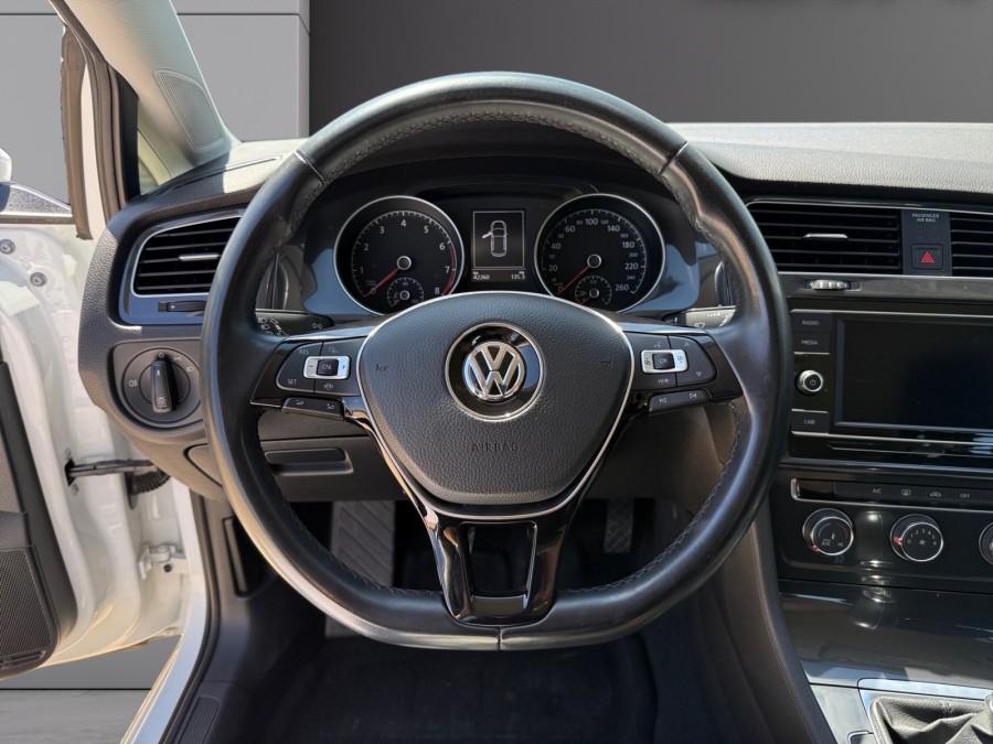 VOLKSWAGEN d'occasion GOLF 1.0 TSI 85 TRENDLINE de 2018 Dijon (21)﻿