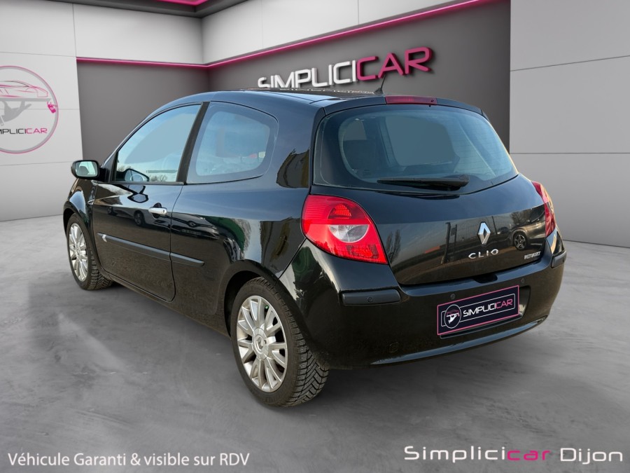 RENAULT d'occasion CLIO EXCEPTION 1.4 16V de 2006 Dijon (21)﻿