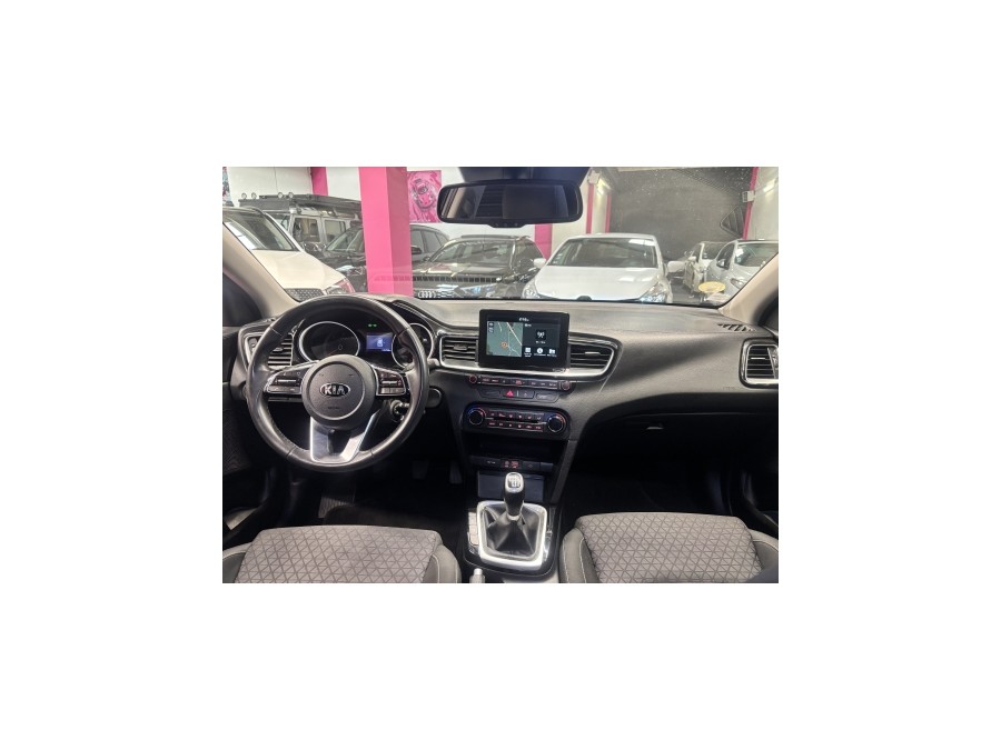KIA d'occasion CEED 1.6 CRDI 115 ACTIVE BUSINESS de 2019 Villebon Sur
