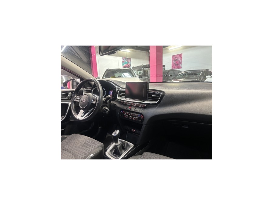 KIA d'occasion CEED 1.6 CRDI 115 ACTIVE BUSINESS de 2019 Villebon Sur