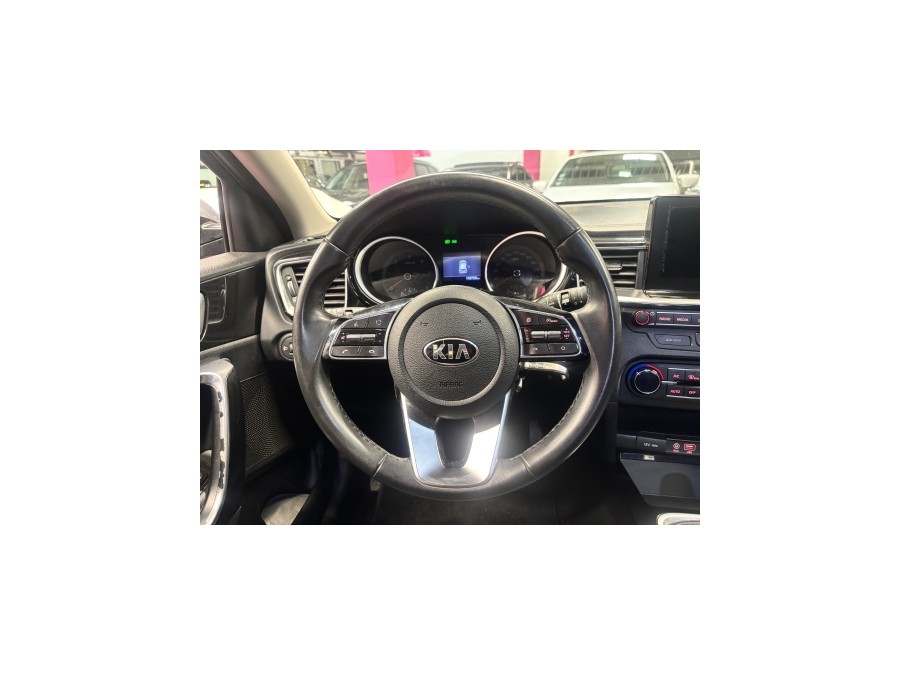 KIA d'occasion CEED 1.6 CRDI 115 ACTIVE BUSINESS de 2019 Villebon Sur