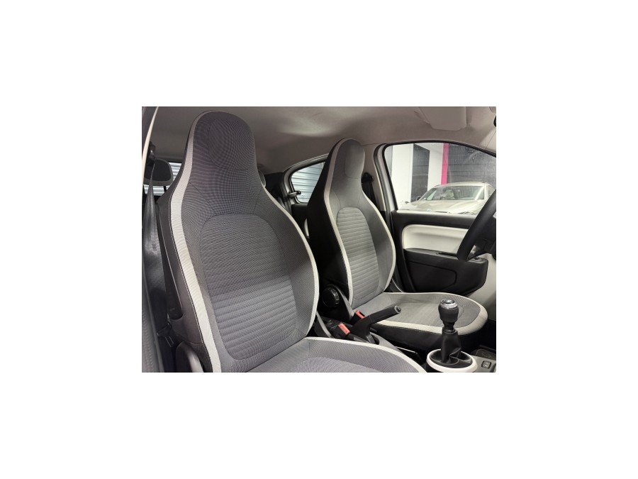 RENAULT d'occasion TWINGO III 1.0 SCE 65 INTENS de 2021 Villebon Sur