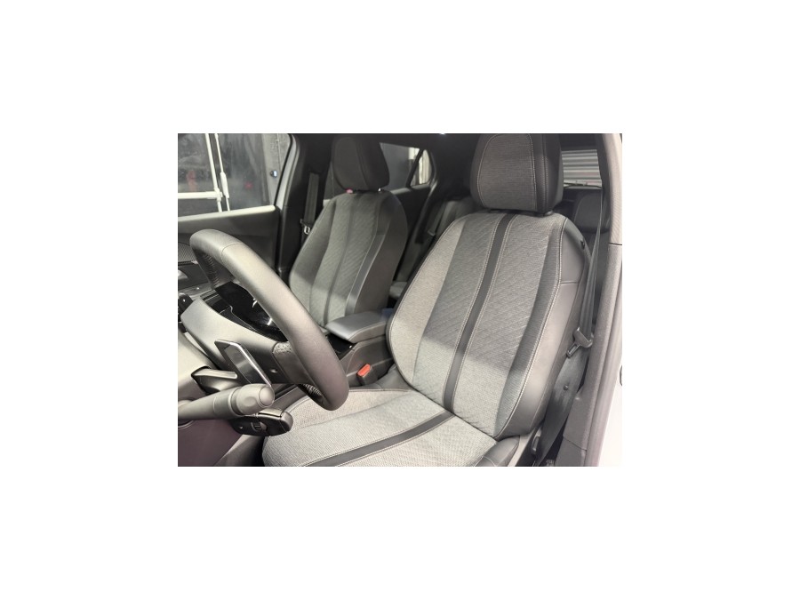 PEUGEOT d'occasion 2008 II 1.2 PURE TECH 130 STYLE EAT de 2024