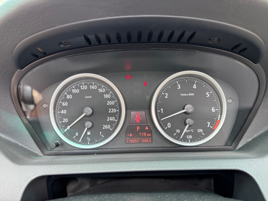 BMW d'occasion 6 DECAPOTABLE BMW Série 6 (e63) cabriolet 645 Cia V8