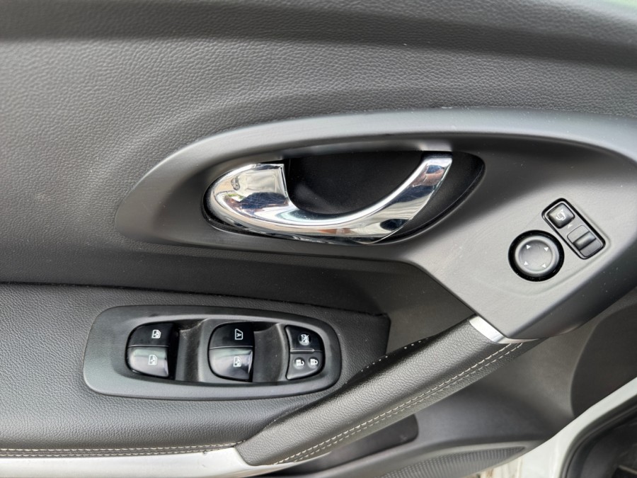 RENAULT d'occasion KADJAR 1.5 DCI 110 INTENS EDC de 2015 Osny (95)﻿