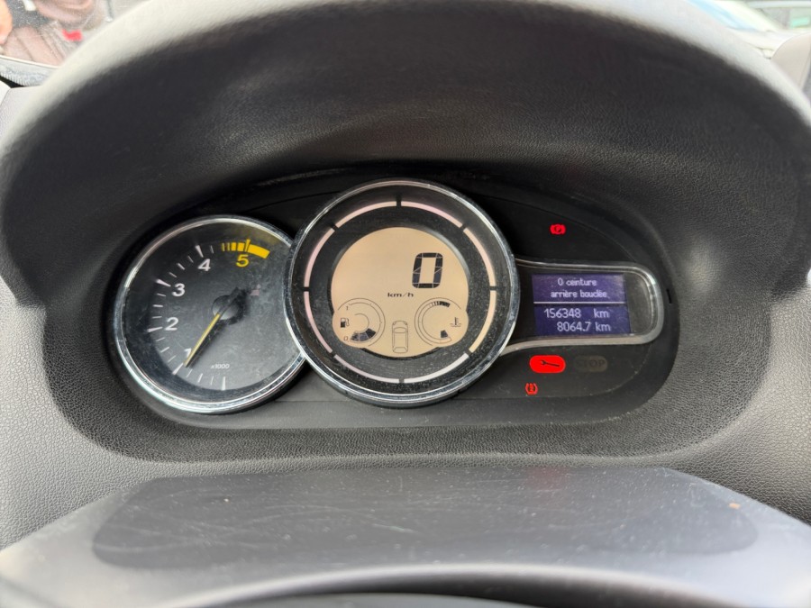 RENAULT d'occasion MEGANE III BERLINE BICORPS TROIS OU CINQ PORTES