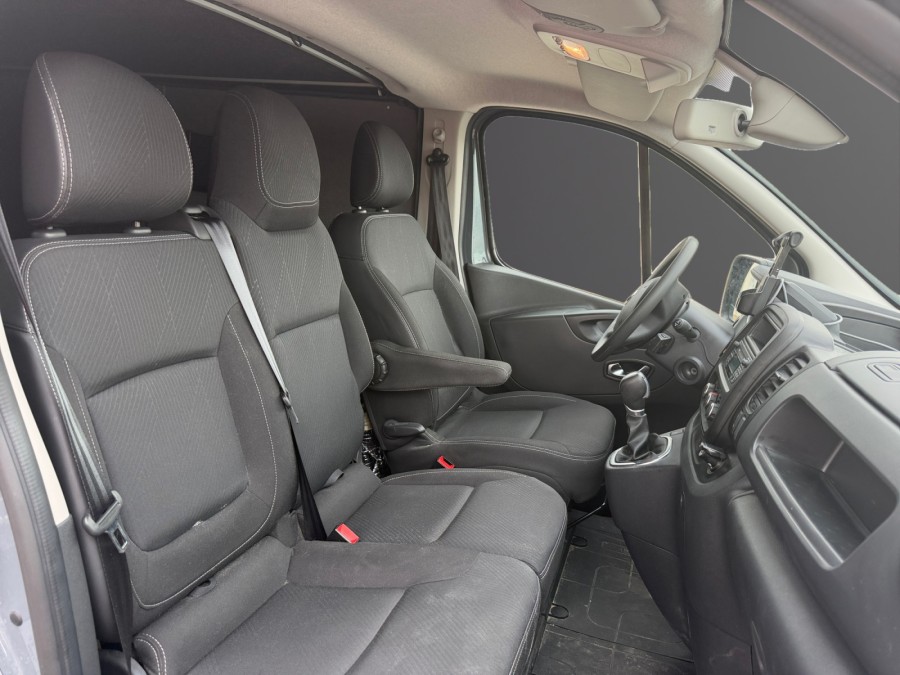 NISSAN d'occasion NV300 FOURGON L1H1 2.8T 2.0 DCI 145 FRENCH DCT de