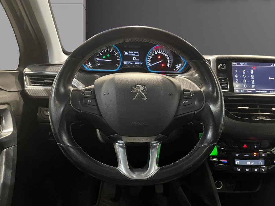 PEUGEOT d'occasion 2008 1.2 PURE TECH 110 STYLE de 2018 Montpellier
