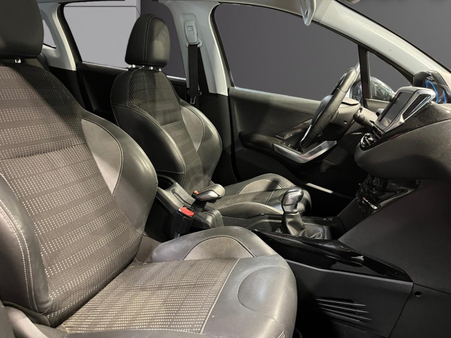 PEUGEOT d'occasion 2008 1.2 PURE TECH 110 STYLE de 2018 Montpellier