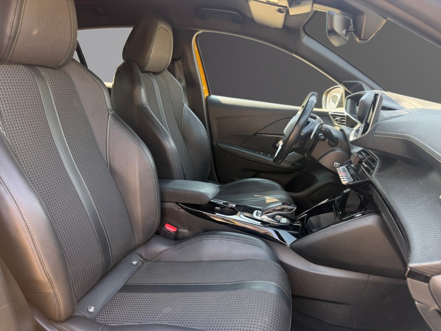 PEUGEOT d'occasion 208 1.2 PURETECH 100 GT LINE de 2019 Lyon Nord