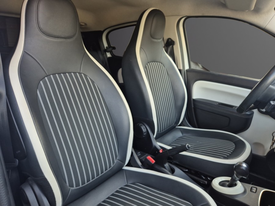 RENAULT d'occasion TWINGO III E-TECH INTENS de 2021 Valence (26)﻿