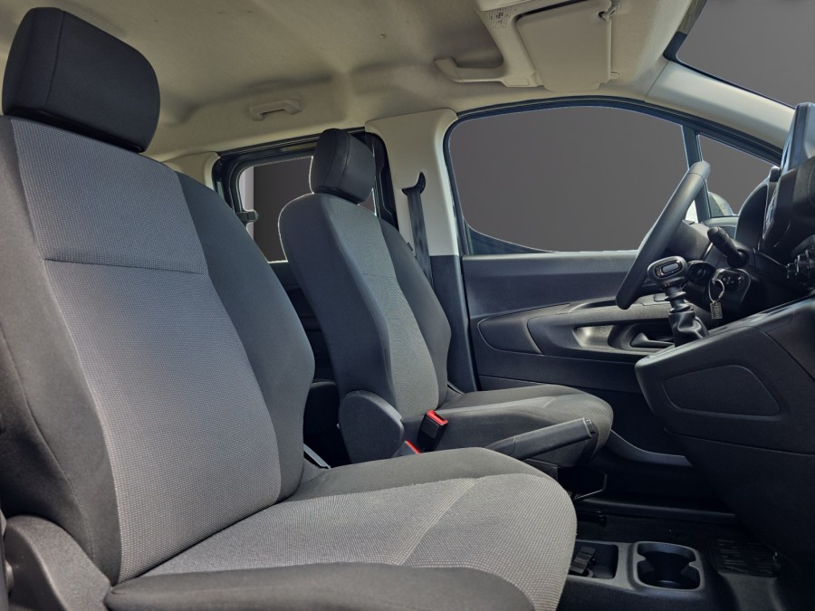 CITROEN d'occasion BERLINGO M 1.5 BLUE HDI 100 LIVE de 2022 Vichy