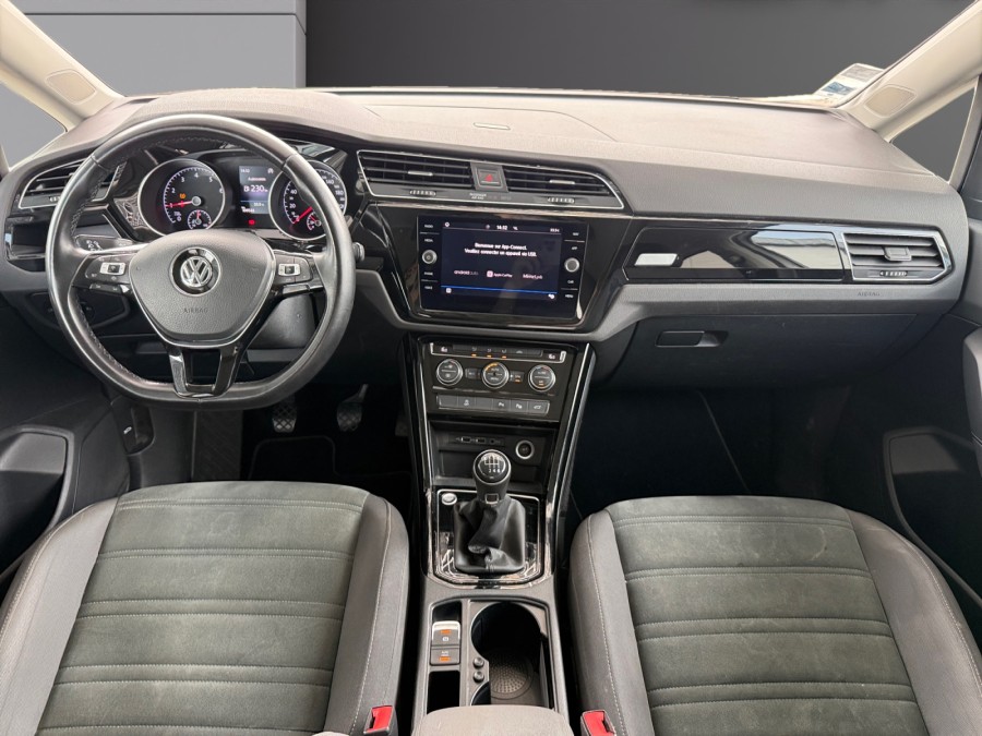 VOLKSWAGEN d'occasion TOURAN 1.5 TSI 150 LOUNGE de 2019 Toulon Est