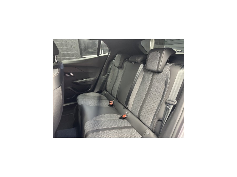PEUGEOT d'occasion 2008 II 2008 PureTech 130 S&S EAT8 Allure de 2024