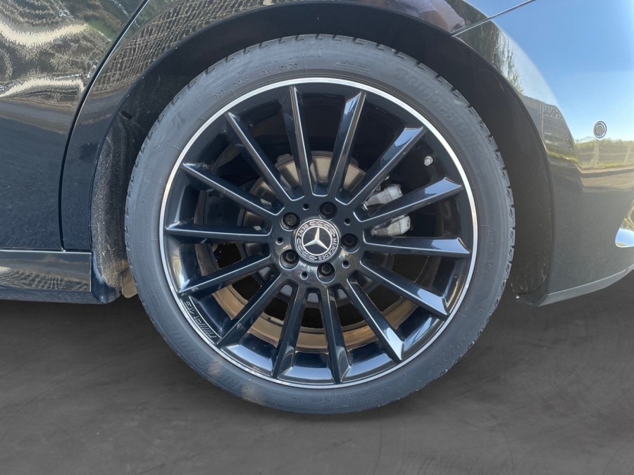 MERCEDES d'occasion CLASSE A A200 D AMG Line 8g-dct de 2020