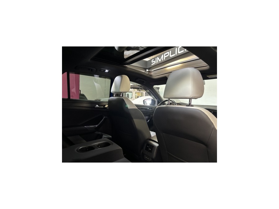 VOLKSWAGEN d'occasion T-ROC 1.5 TSI EVO 150 LIFE de 2021 Villebon Sur