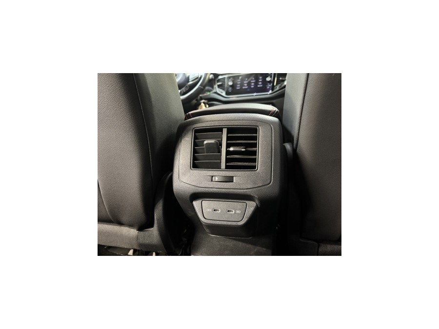 VOLKSWAGEN d'occasion T-ROC 1.5 TSI EVO 150 LIFE de 2021 Villebon Sur