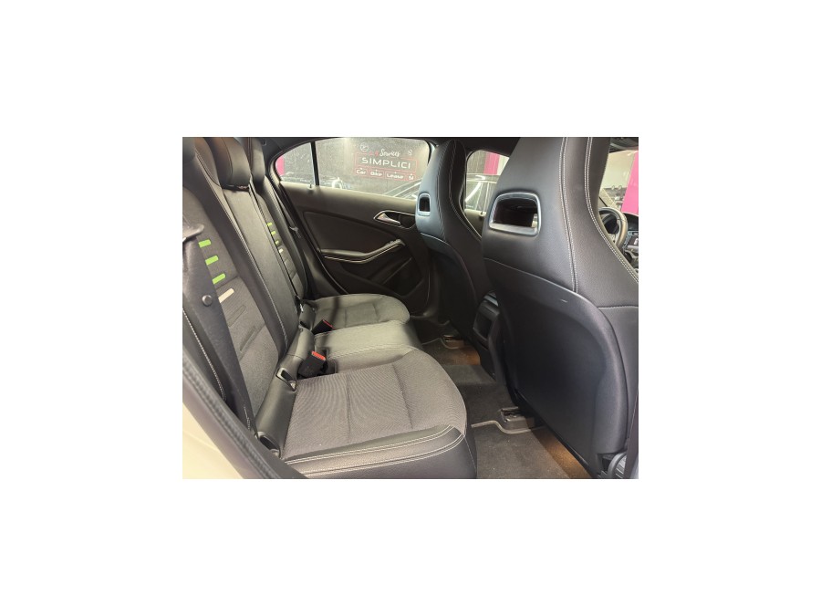 MERCEDES d'occasion CLASSE-A 1.6 A-180 16V de 2017 Villebon Sur