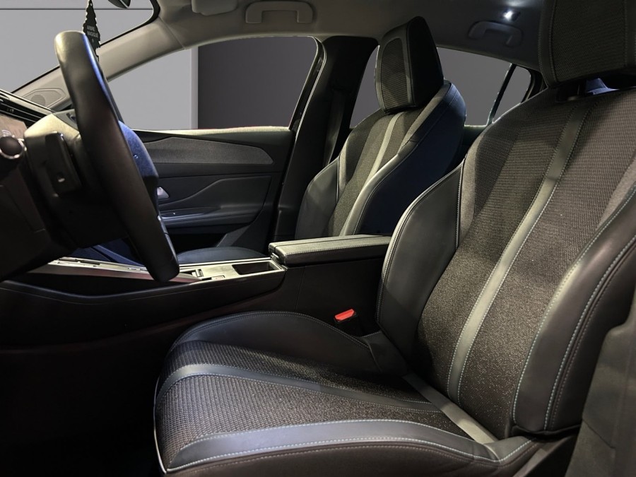 PEUGEOT d'occasion 308 III 1.2 HYBRID 145 ALLURE E-EAT de 2025