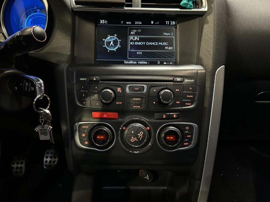 CITROEN d'occasion DS4 1.6 E-HDI 110 CHIC de 2013 Montpellier (34)﻿