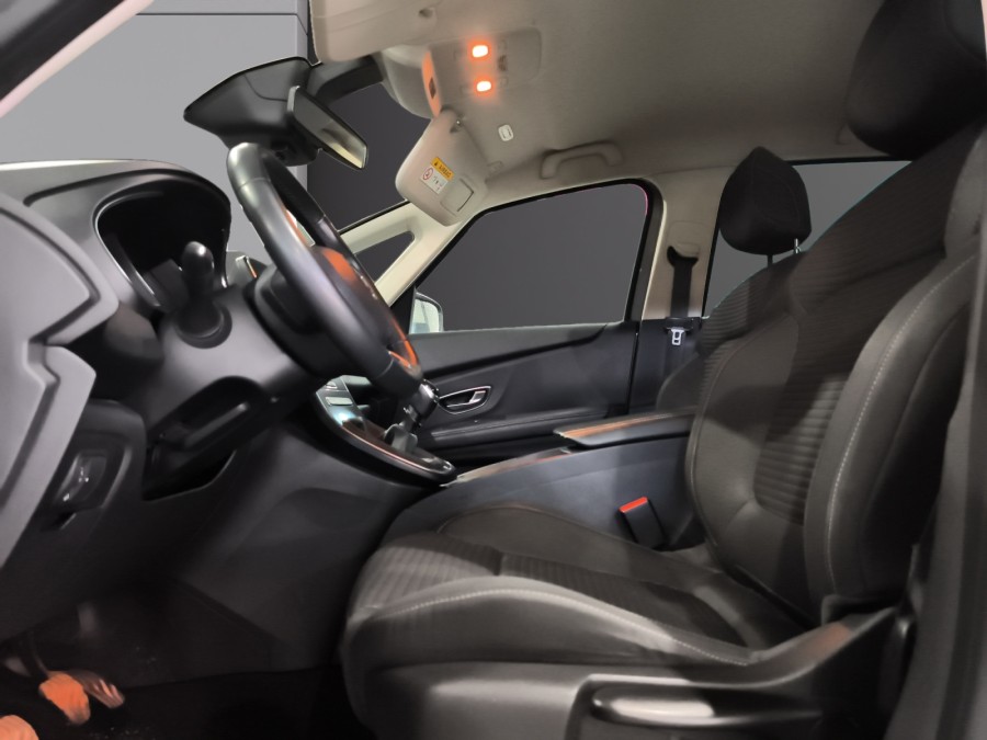 RENAULT d'occasion SCÉNIC IV GRAND 1.7 BLUE DCI 120 BUSINESS 7P de