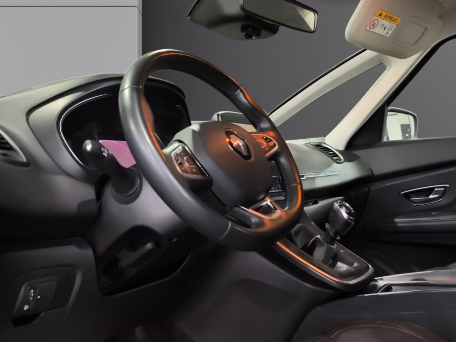 RENAULT d'occasion SCÉNIC IV GRAND 1.7 BLUE DCI 120 BUSINESS 7P de