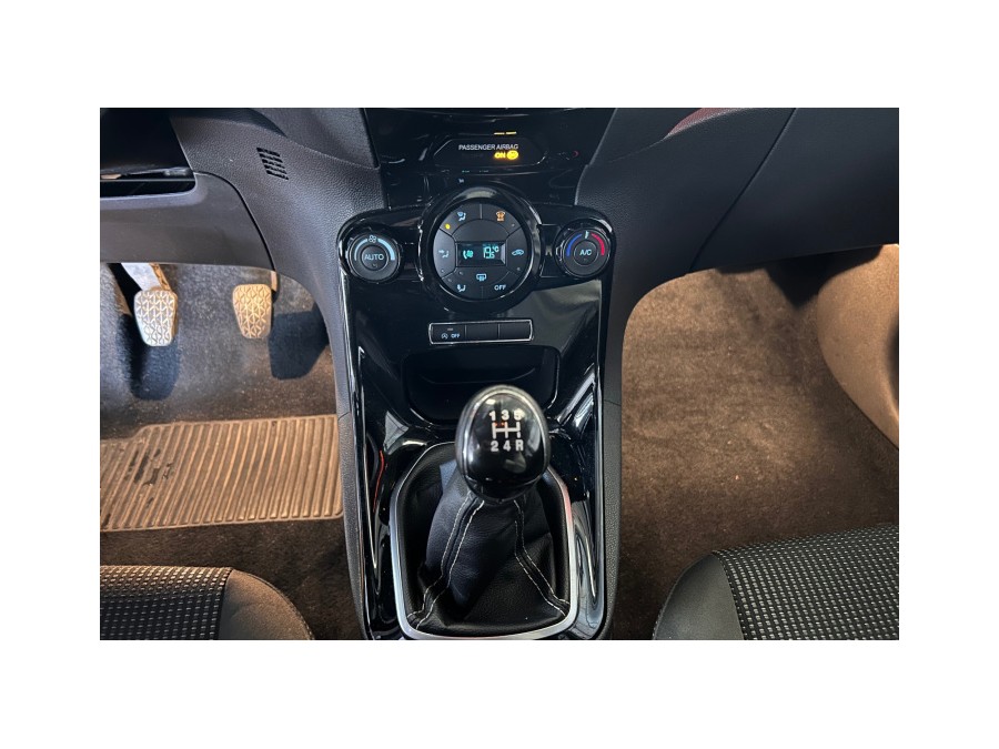 FORD d'occasion FIESTA 1.0 ECOBOOST 100 de 2016 Aix Les Bains (73)﻿