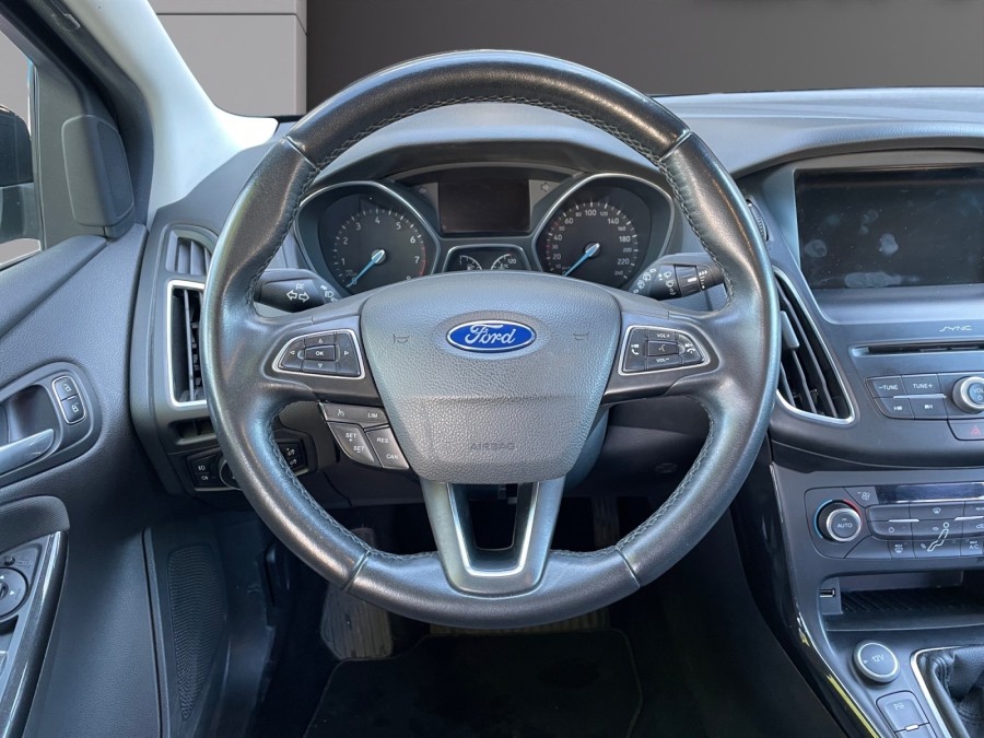 FORD d'occasion FOCUS 1.0 ECOBOOST 125 de 2015 Montpellier (34)﻿