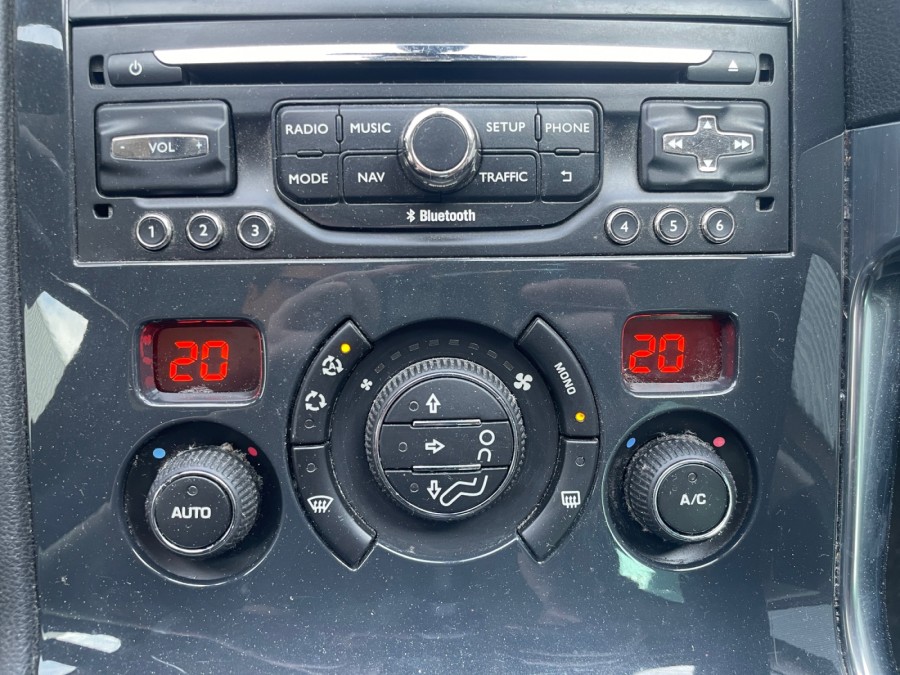 PEUGEOT d'occasion 3008 1.6 HDI 115 ACTIVE de 2014 Les Sables